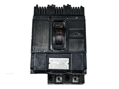 А3124 25А ~500V, 50Hz Уставка тепловая 31А магнитная 430А 1978г.