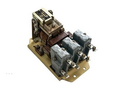 КМ2311-9-М4 25А ~380V Цепь УПР ~220V 90